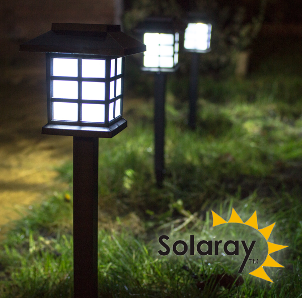 Heel Verantwoordelijk persoon Altijd Decoratieve Oosterse Solar Tuinlampen - Set van 3 - van Solaray™ € 7,99